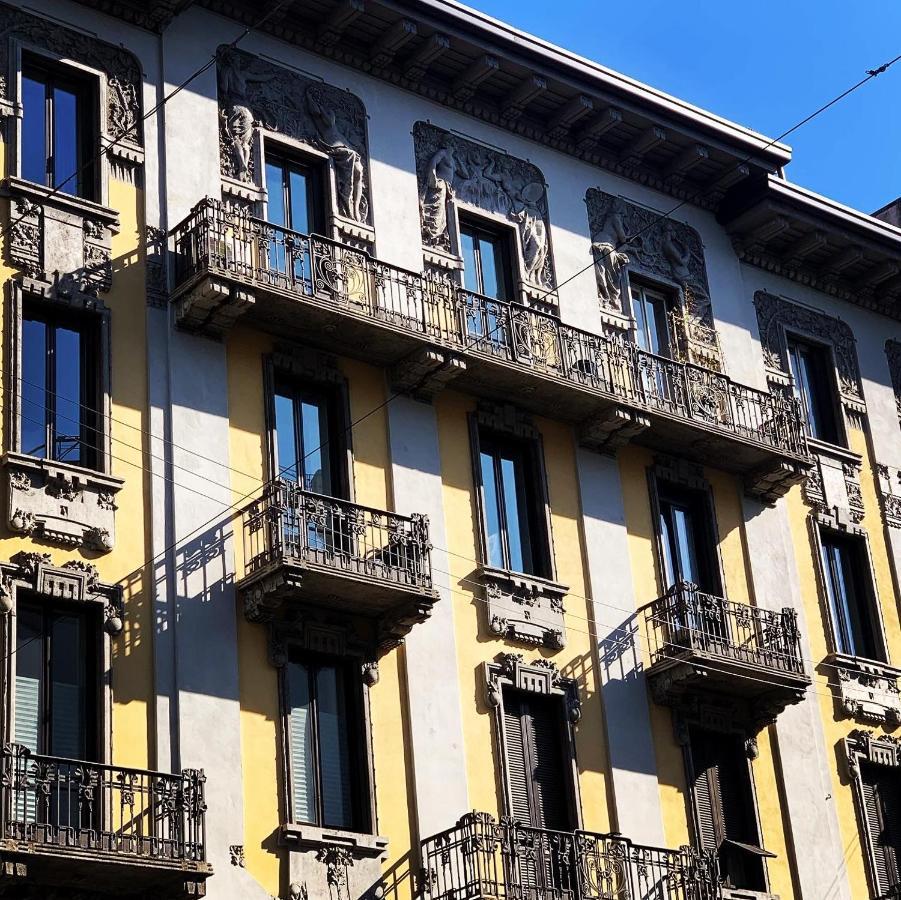 Luxury Room In Central Art Nouveau Building Next To Metro Station Milán Exterior foto