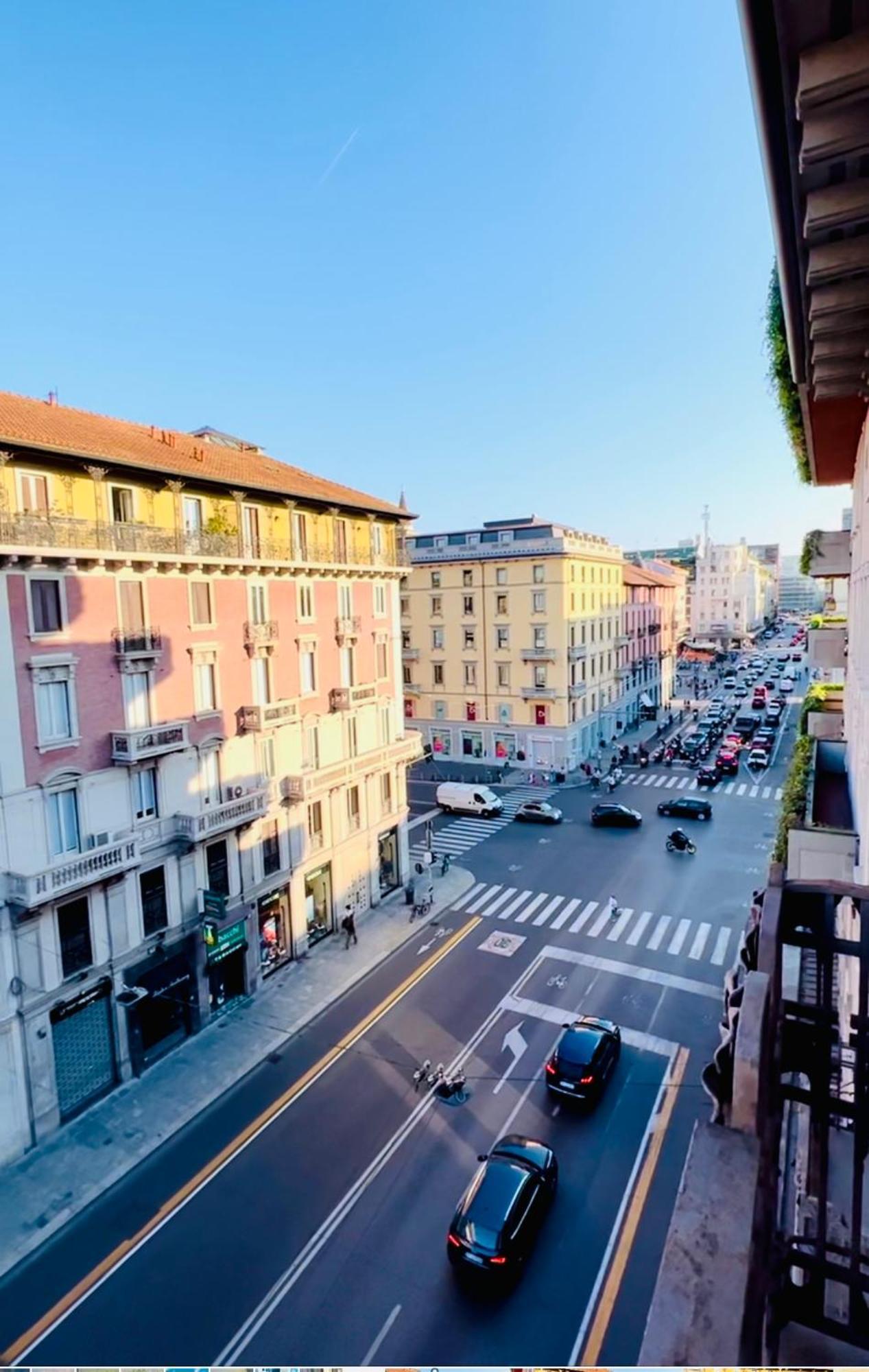 Luxury Room In Central Art Nouveau Building Next To Metro Station Milán Exterior foto
